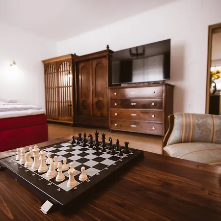 アパート Chonky Cat