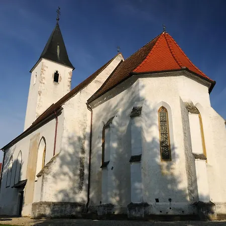 Апартаменты Chonky Cat